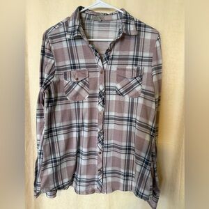 Passport Flannel Shirt, Women’s Size Large Soft Pink Plaid Button Down Flannel